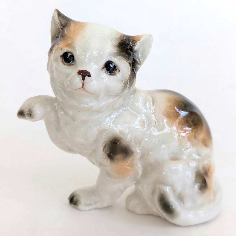 Vtg. Porcelain Calico Cat Figurine- 3 3/8" Tall Hand Decorated Collectible Kitty